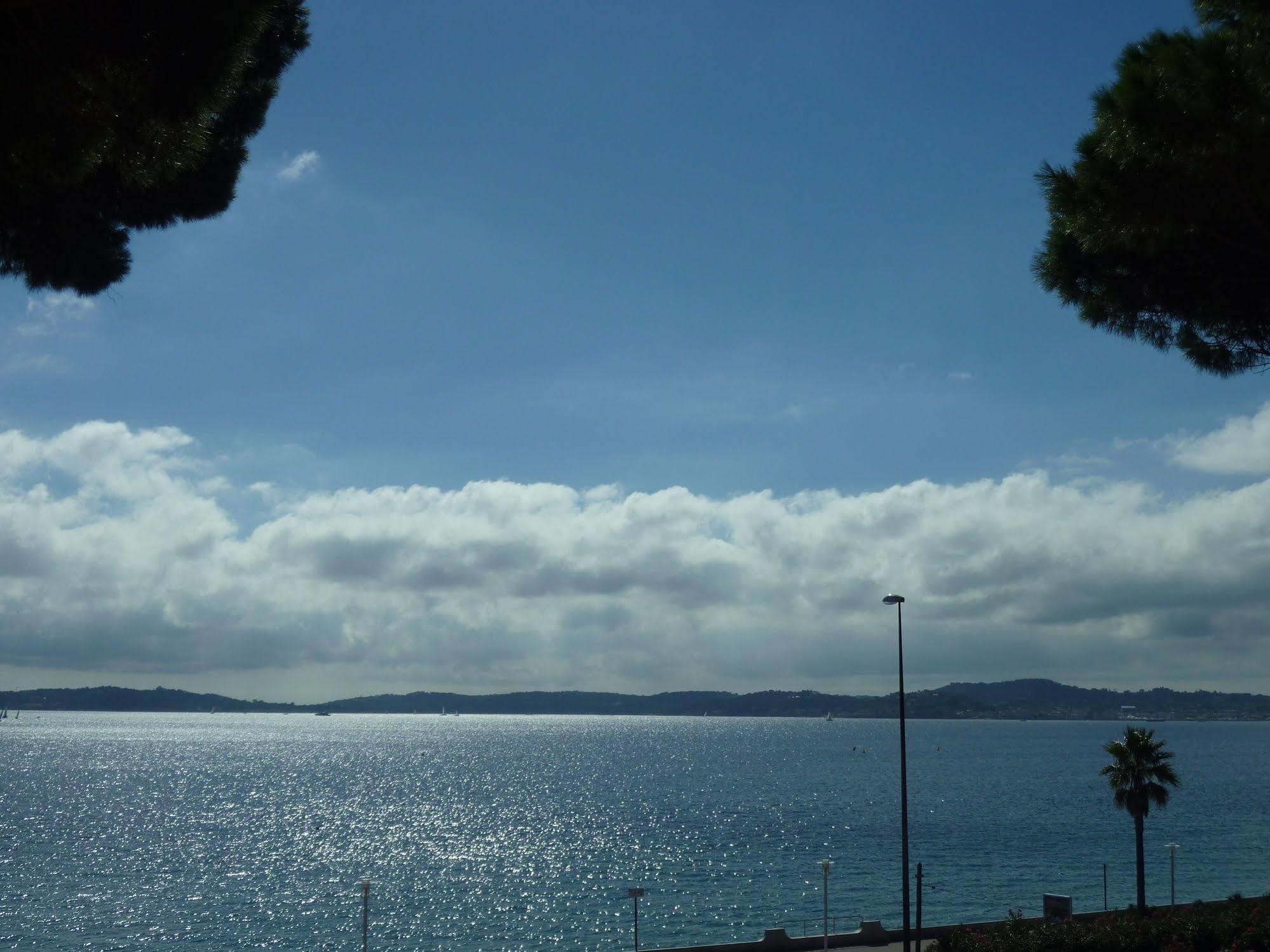 Hotel Martinengo Sainte-Maxime Esterno foto