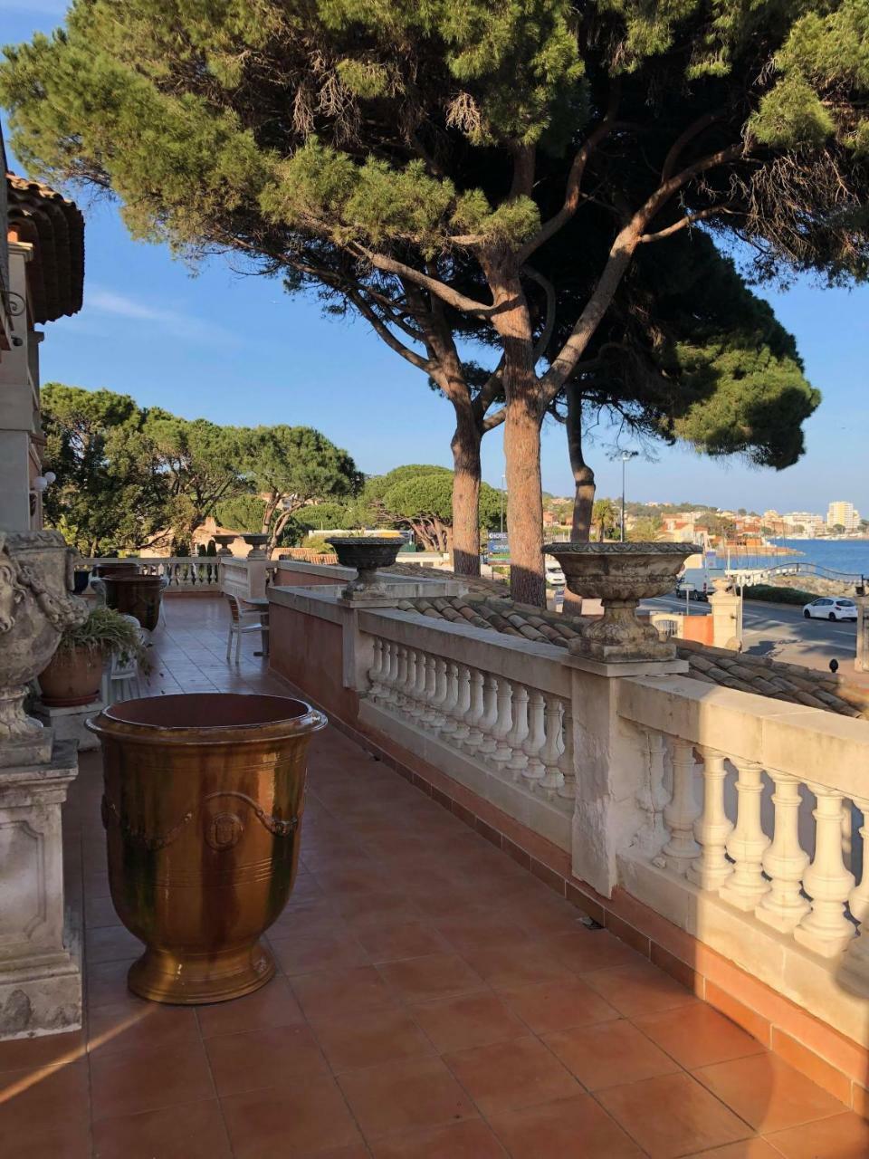 Hotel Martinengo Sainte-Maxime Esterno foto