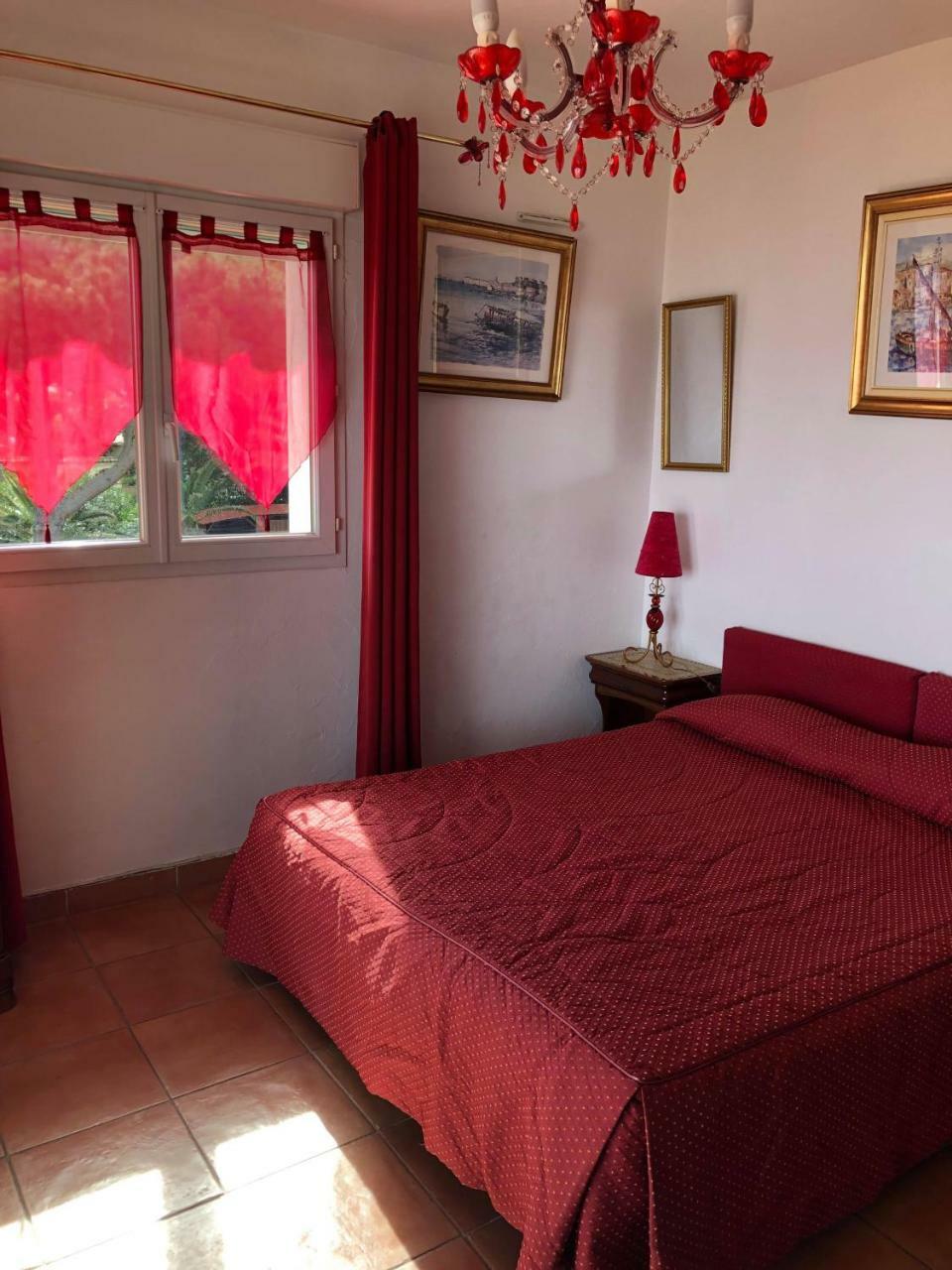 Hotel Martinengo Sainte-Maxime Esterno foto