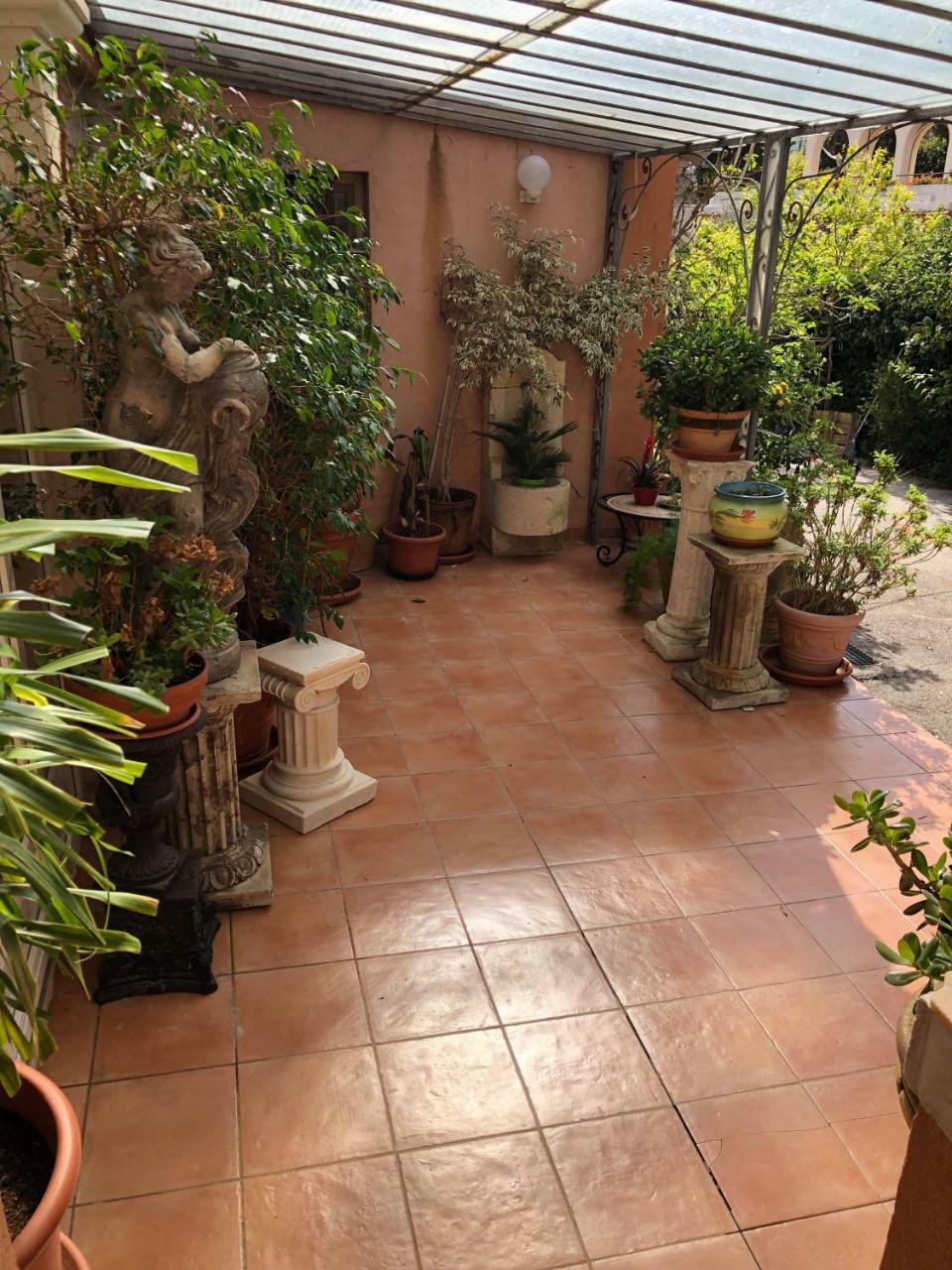 Hotel Martinengo Sainte-Maxime Esterno foto