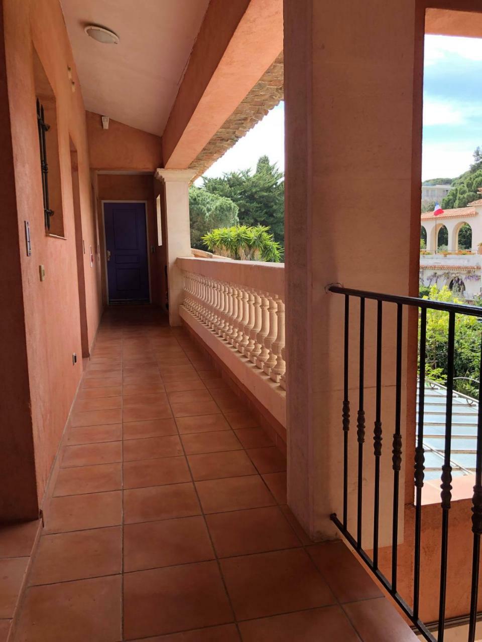 Hotel Martinengo Sainte-Maxime Esterno foto