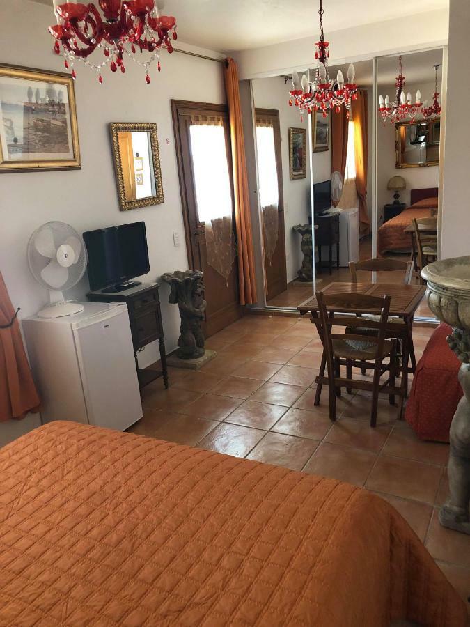 Hotel Martinengo Sainte-Maxime Esterno foto