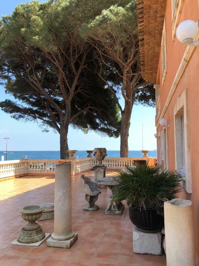 Hotel Martinengo Sainte-Maxime Esterno foto